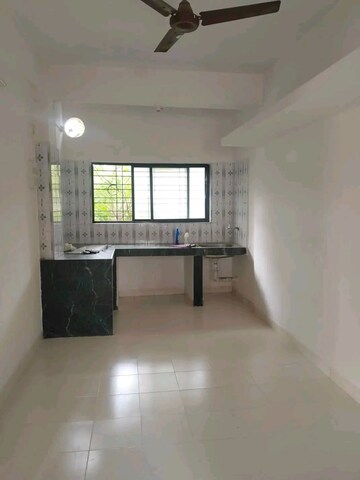 Room in 1 RK Apartment at Agarwal Krish Garden, Nalasopara West – for Rent