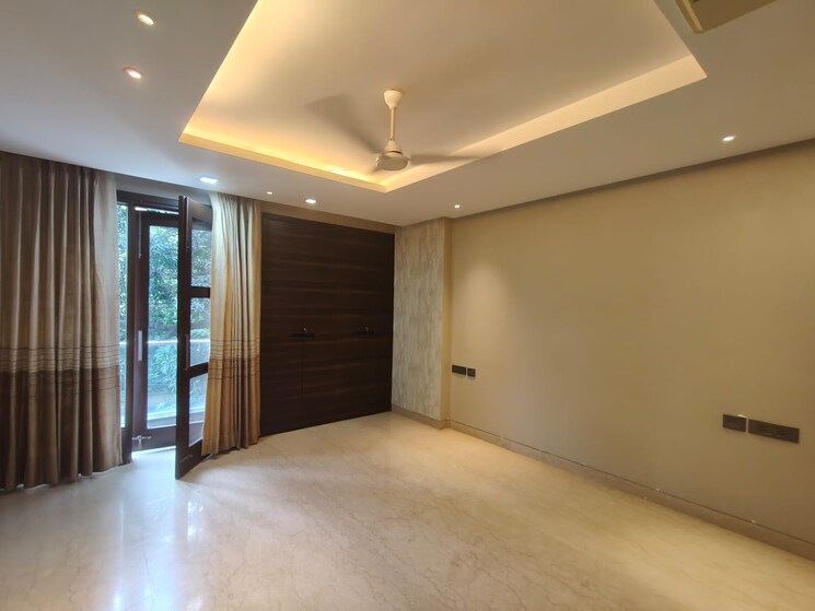 Room, hauz khas enclave 4 Bedroom 3000 Sq.Ft. Builder Floor In Hauz Khas Enclave Delhi 9202917