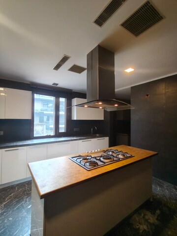 Bedroom in 4 BHK Builder Floor at Hauz Khas Enclave – for Rent