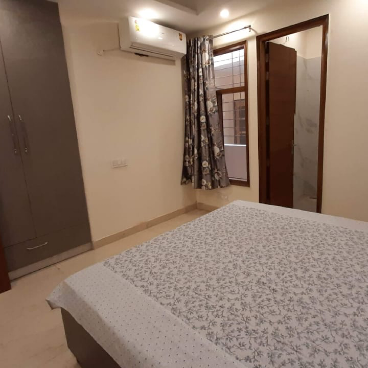 3 BHK + Pooja Room 1302 Sq.Ft. Apartment in Sunshine Enclave