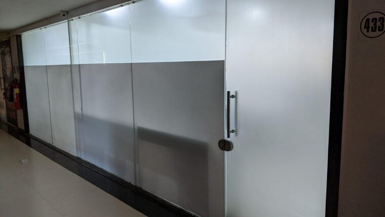 undefined, adajan Commercial Office Space 450 Sq.Ft. In Adajan Surat 9202945