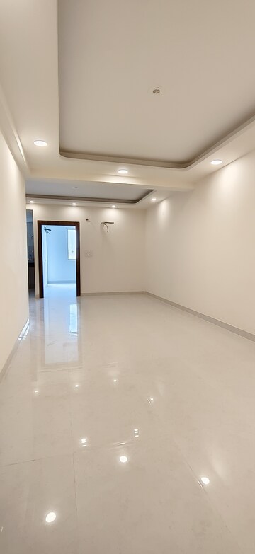 Room in 3 BHK Apartment at Jagatpura – for Sale