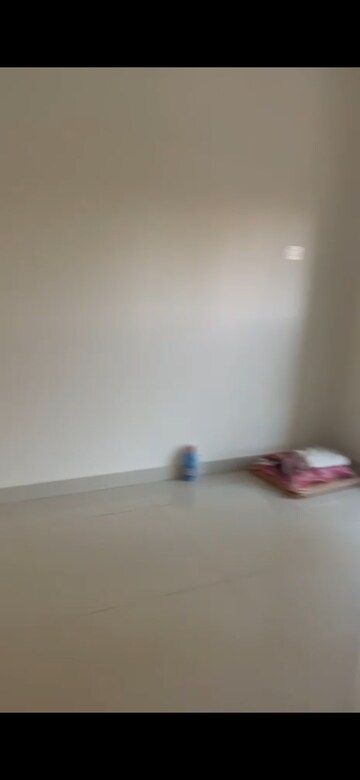 Furnished Amenities in 2 BHK Apartment at Bhatta Chawl, Worli – for Rent
