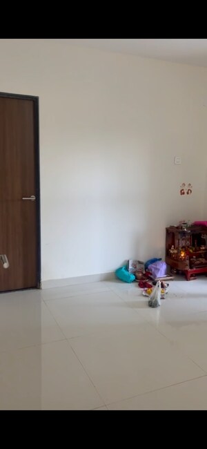 Living Room in 2 BHK Apartment at Bhatta Chawl, Worli – for Rent