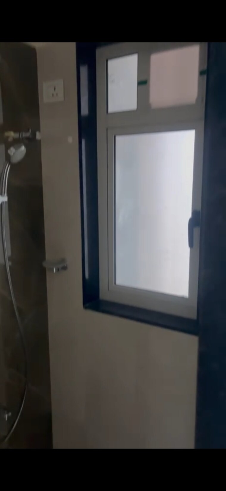 Room, bhatta-chawl 2 Bedroom 550 Sq.Ft. Apartment In Worli Mumbai 9202962