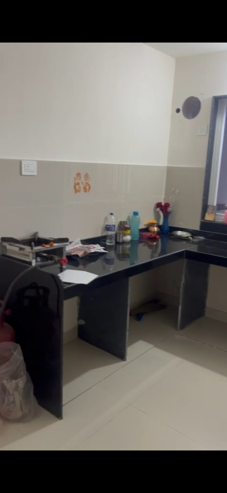 Team Area, bhatta-chawl 2 Bedroom 550 Sq.Ft. Apartment In Worli Mumbai 9202962