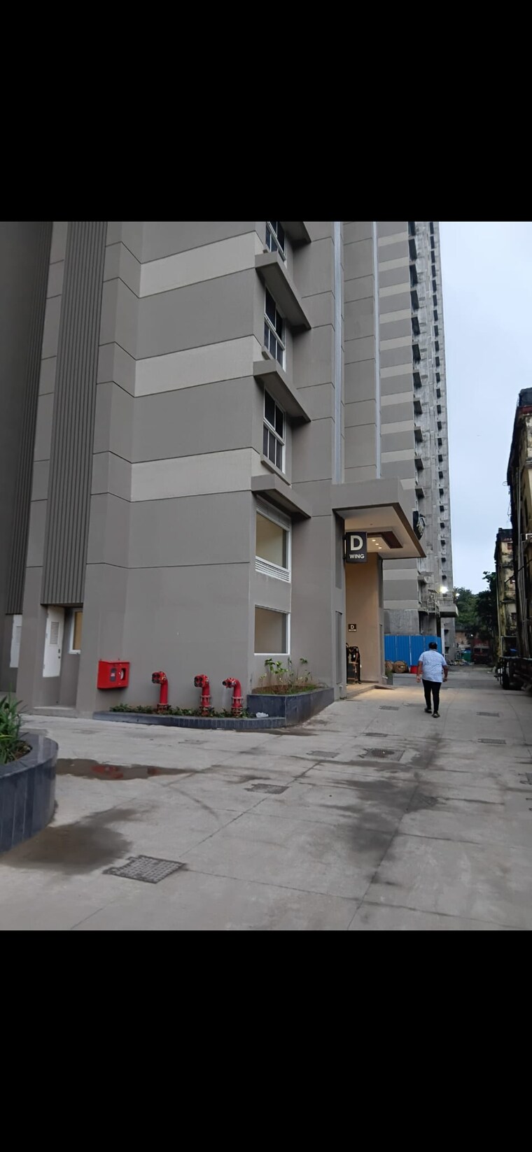 Exterior View, bhatta-chawl 2 Bedroom 550 Sq.Ft. Apartment In Worli Mumbai 9202962