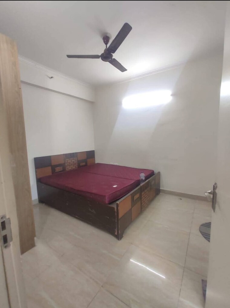 Bedroom, gaur-city-2-14th-avenue 1.5 Bedroom 600 Sq.Ft. Apartment In Sector 16c Greater Noida Greater Noida 9202966