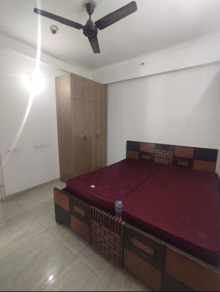 Bedroom, gaur-city-2-14th-avenue 1.5 Bedroom 600 Sq.Ft. Apartment In Sector 16c Greater Noida Greater Noida 9202966