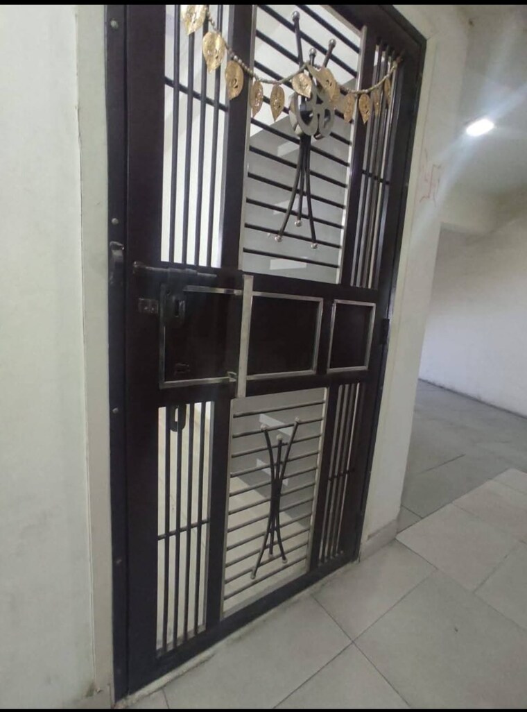 Balcony, gaur-city-2-14th-avenue 1.5 Bedroom 600 Sq.Ft. Apartment In Sector 16c Greater Noida Greater Noida 9202966