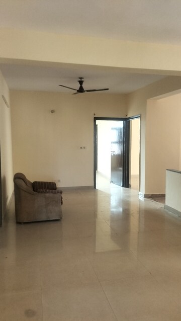 Room in 3 BHK Apartment at SRS Residency, Sector 88 – for Rent