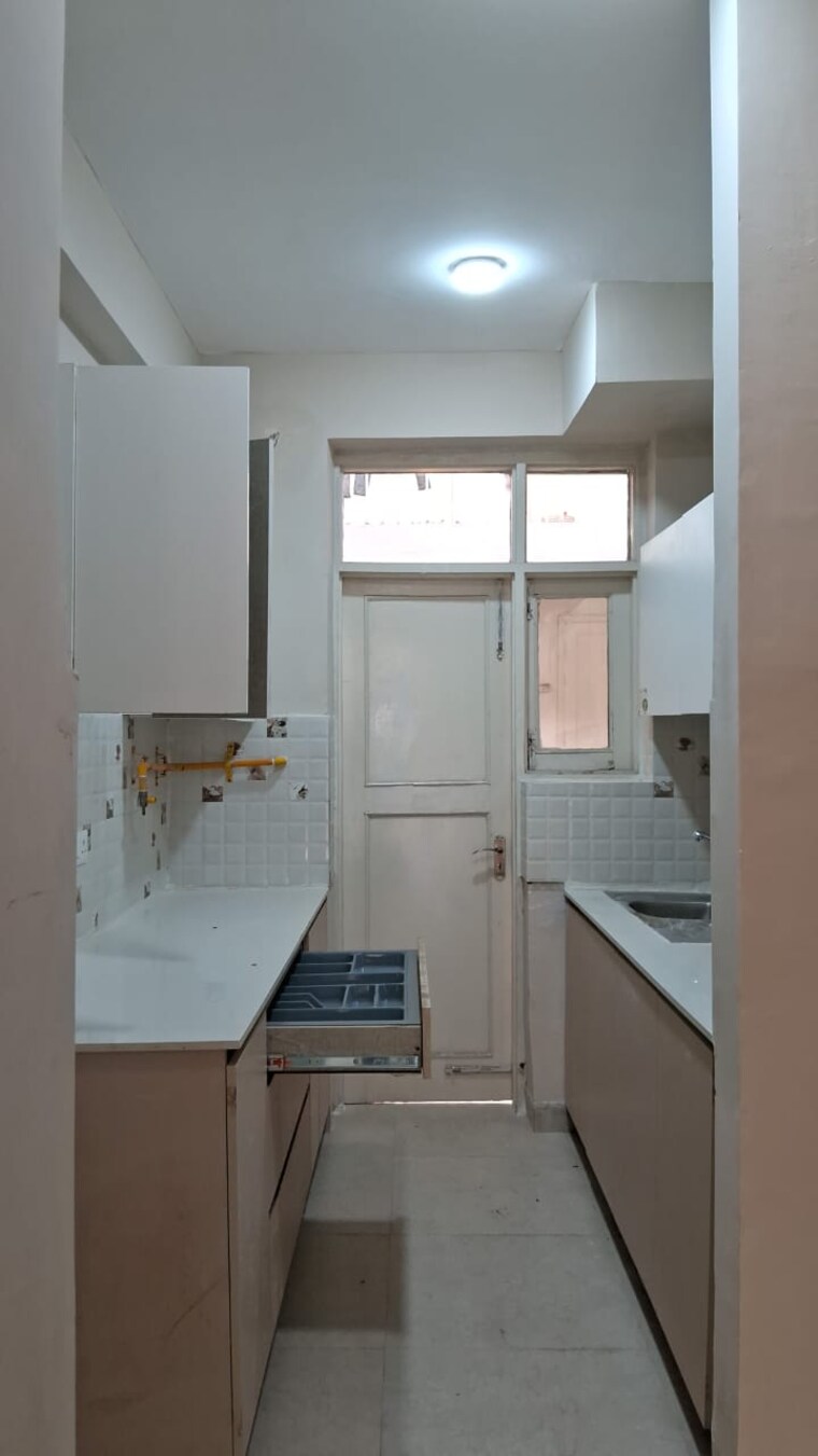 Kitchen, tdi-the-grand-retreat 3 Bedroom 2250 Sq.Ft. Builder Floor In Sector 88 Faridabad 9202984