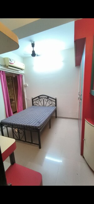 Bedroom in  Pg at Prabhadevi – for Rent