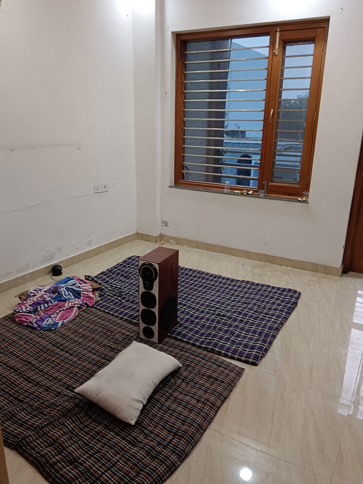 Bedroom, sector 28 3 Bedroom 2250 Sq.Ft. Independent House In Sector 28 Faridabad 9203007
