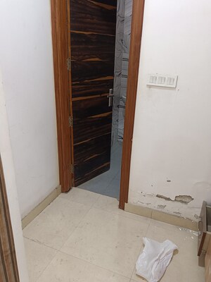 Room in 3 BHK Independent House at Sector 28 – for Rent