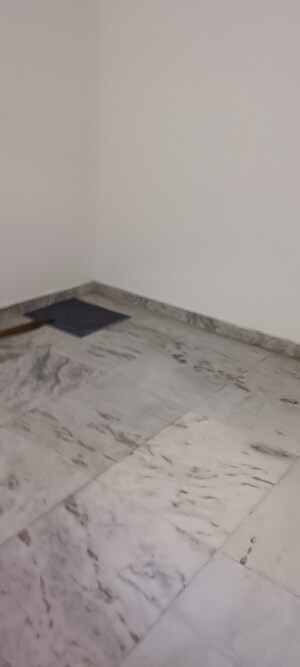 2 BHK Builder Floor For Rent in Sector 31