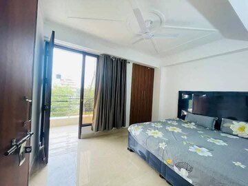 1 BHK Builder Floor For Rent in Saket
