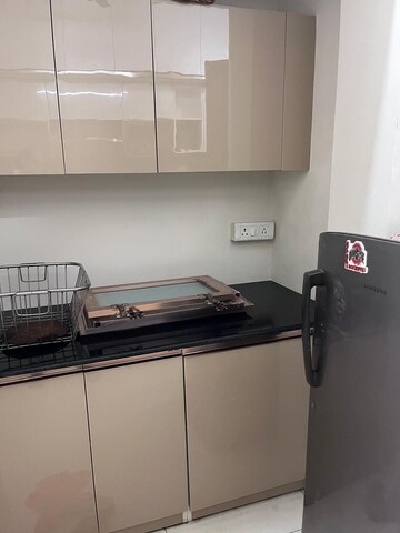 Furnished Amenities in 2 BHK Apartment at Lodha Amara, Kolshet Road – for Rent