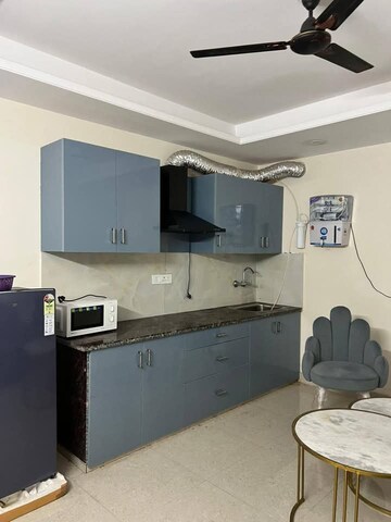Team Area in 1 BHK Builder Floor at Saket – for Rent
