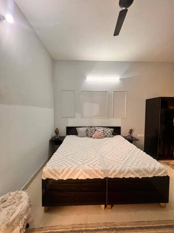 Bedroom in 1 RK Builder Floor at Saket – for Rent