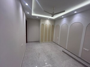 Building Lobby in 3 BHK Builder Floor at Anant Raj Ashok Estate, Sector 63a – for Sale