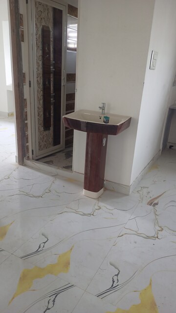 Bathroom in 3 BHK Apartment at Sunshine Enclave New Town, New Town – for Sale