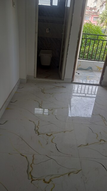 Bathroom in 3 BHK Apartment at Sunshine Enclave New Town, New Town – for Sale