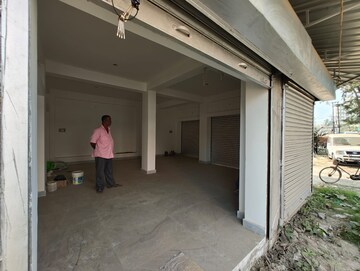  Showroom For Rent in Park Street