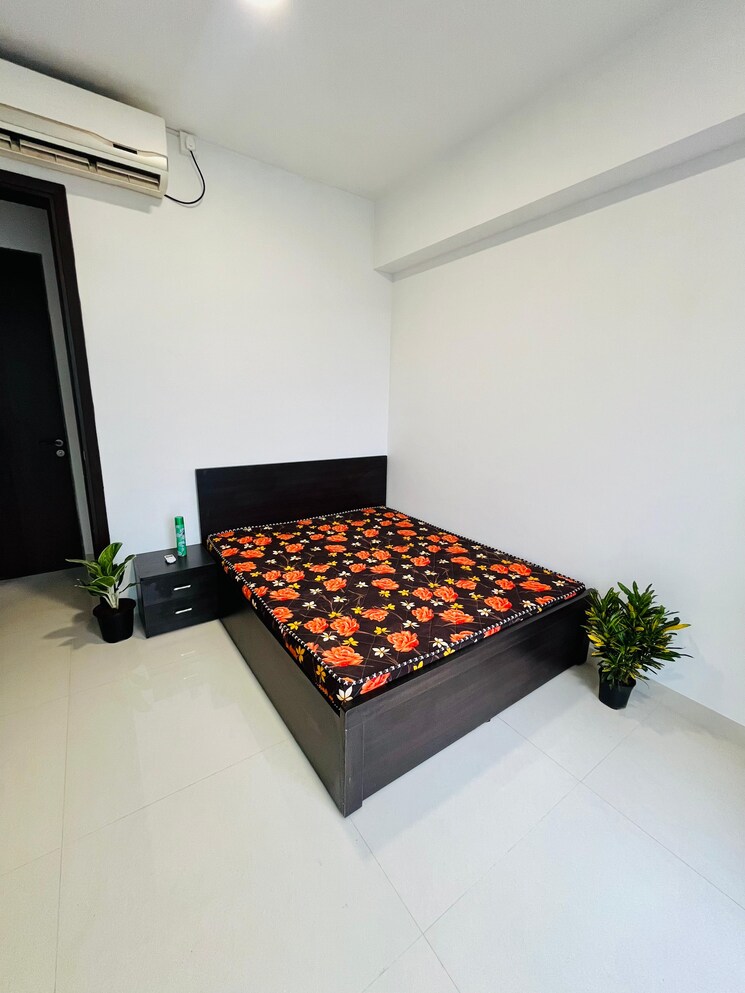 Bedroom, goregaon west Pg For Boys & Girls In Goregaon West 9203169