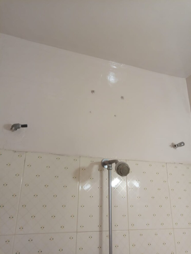Bathroom, kumar-parisar 2 Bedroom 1050 Sq.Ft. Apartment In Kothrud Pune 9203187
