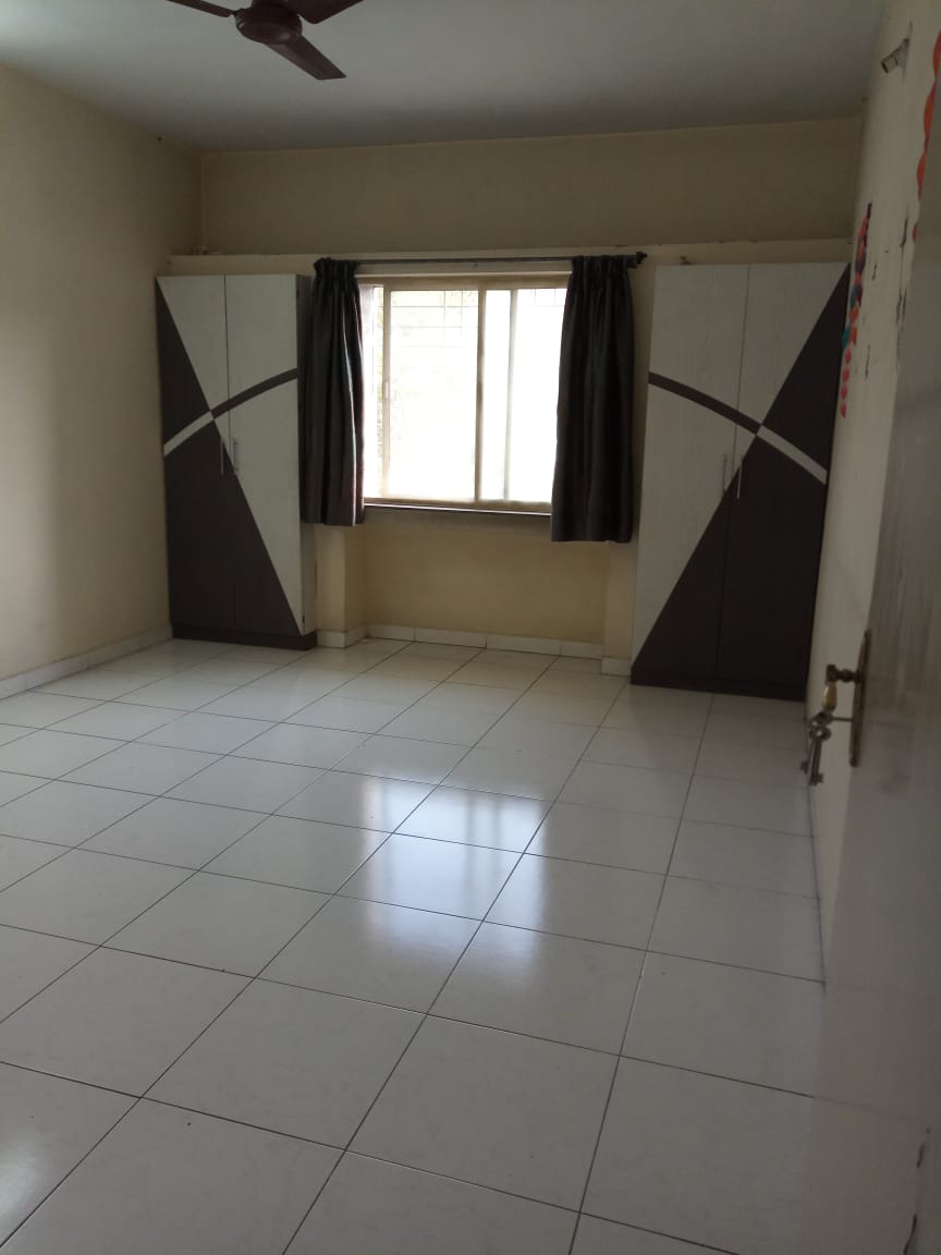 2 BHK 1050 Sq.Ft. Apartment in Kumar Parisar