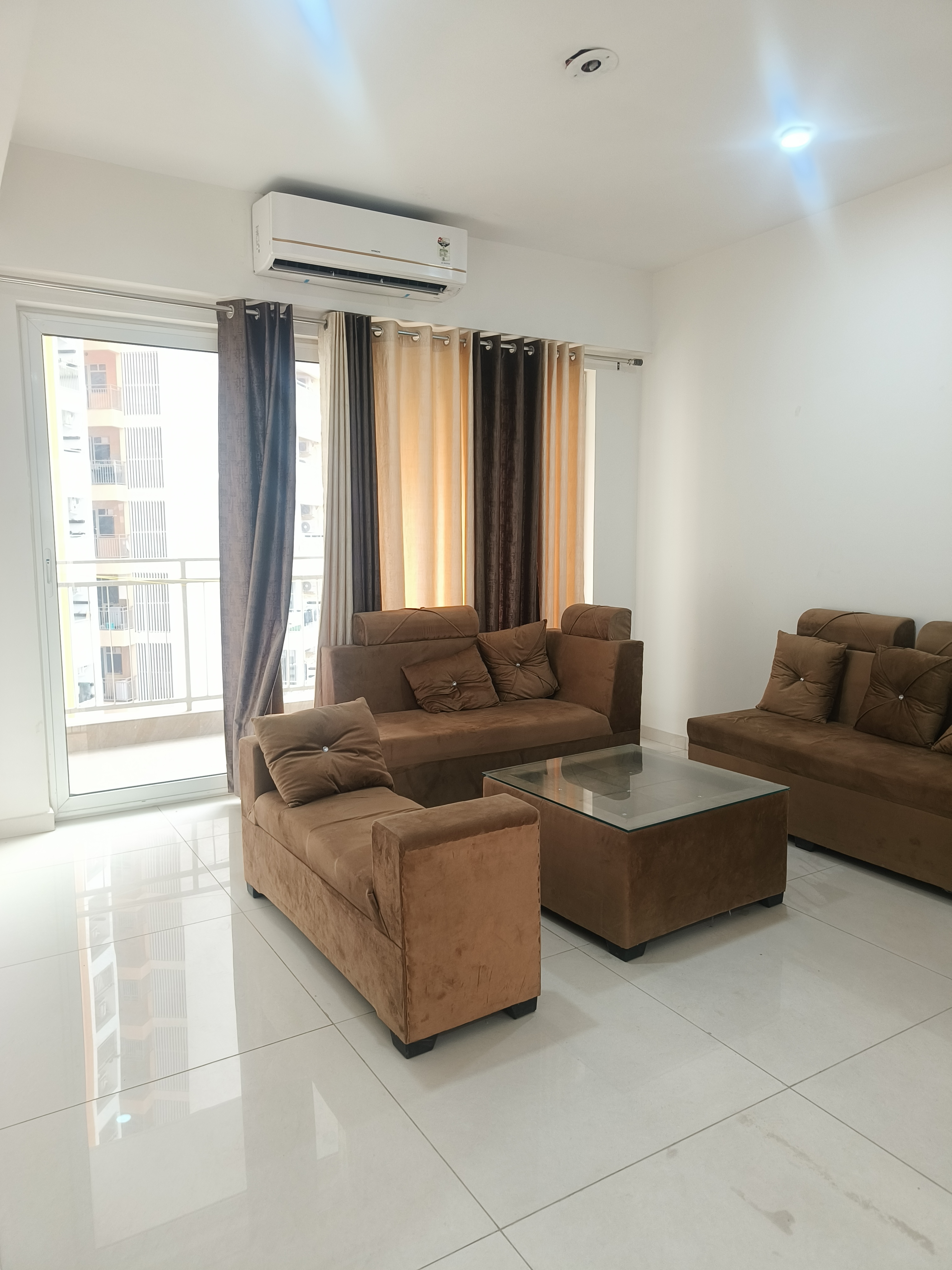 4 BHK + Pooja Room Apartment For Rent in Shapoorji Pallonji Joyville Phase 2