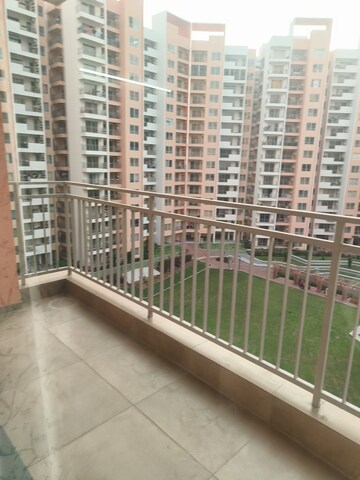 Balcony in 4 BHK Apartment at Shapoorji Pallonji Joyville Phase 2, Sector 102 – for Rent