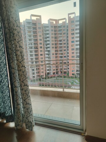Balcony in 4 BHK Apartment at Shapoorji Pallonji Joyville Phase 2, Sector 102 – for Rent