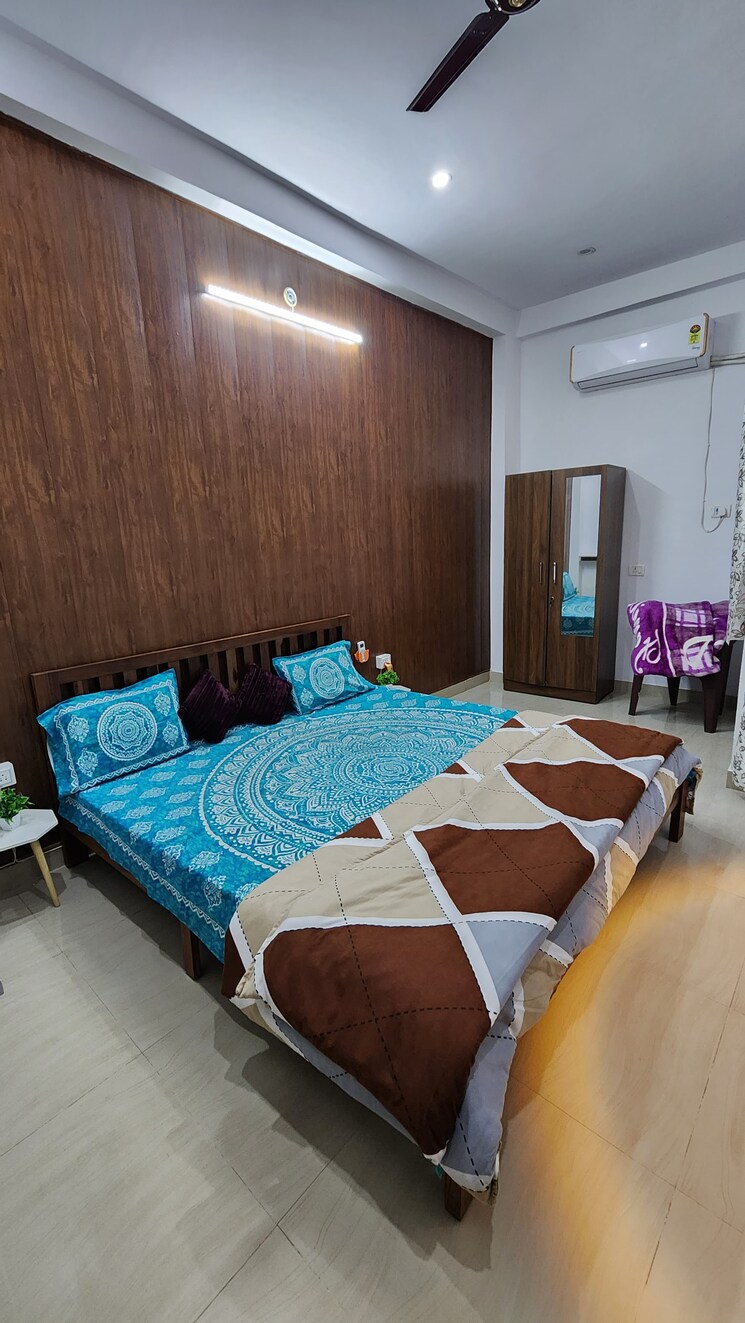 Bedroom, gomti nagar 1.5 Bedroom 750 Sq.Ft. Apartment In Gomti Nagar Lucknow 9203235