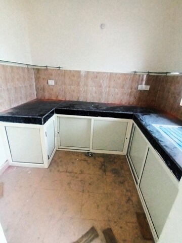 Furnished Amenities in 2 BHK Apartment at Lucknow Ahana Enclave, Amar Shaheed Path – for Rent
