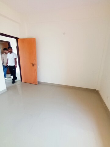 Furnished Amenities in 2 BHK Apartment at Lucknow Ahana Enclave, Amar Shaheed Path – for Rent