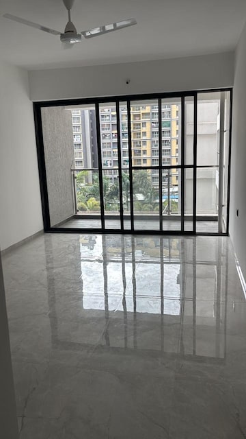 Room in 1 BHK Apartment at Unique Youtopia, Kharadi – for Rent