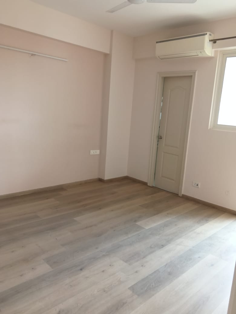 3 BHK + Extra Room Apartment For Rent in Vatika Inxt Floors