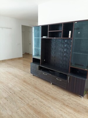 2 BHK Apartment For Rent in Tulsiani Luvnest, Vrindavan Yojna