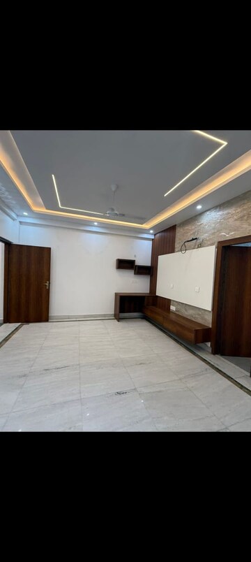 5 BHK Villa For Sale in Nirvana Country Birch Court, Sector 50