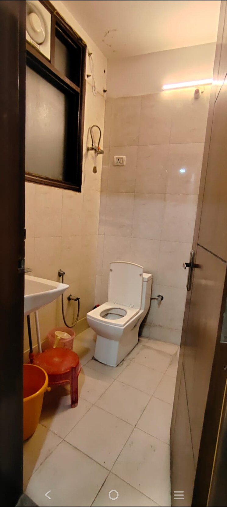 Bathroom, saket 2 Bedroom 950 Sq.Ft. Builder Floor In Saket Delhi 9203313
