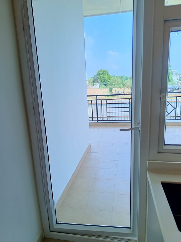 Balcony, bptp-parkland-pride 3 Bedroom 190 Sq.Yd. Builder Floor In Sector 77 Faridabad 9203314