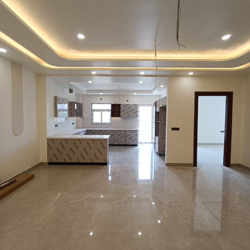 4 BHK + Pooja Room,Servant Room,Study Room Builder Floor For Sale in Sector 85