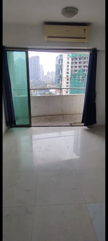 Bathroom in 2 BHK Apartment at Lokhandwala Harmony, Worli – for Rent