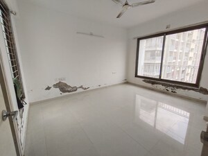 Room in 2 BHK Apartment at Prahlad Nagar – for Rent