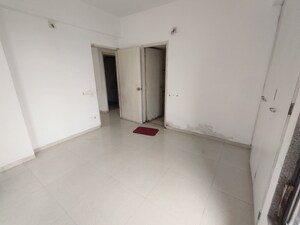 Room in 2 BHK Apartment at Prahlad Nagar – for Rent