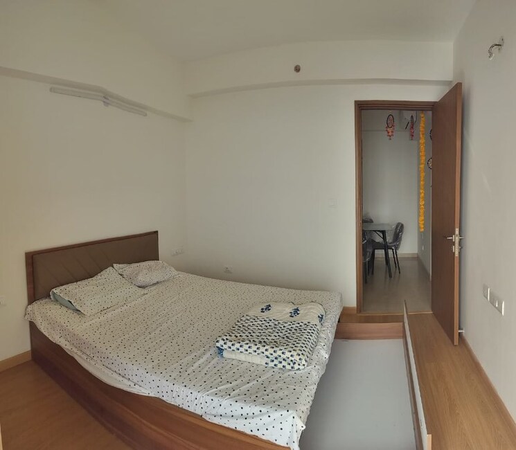Bedroom, arun-vihar 2.5 Bedroom 1450 Sq.Ft. Apartment In Sector 29 Noida 9011193