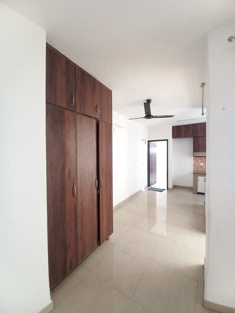 Room, ninex-rmg-residency 1 Bedroom 550 Sq.Ft. Apartment In Sector 37c Gurgaon 9203434
