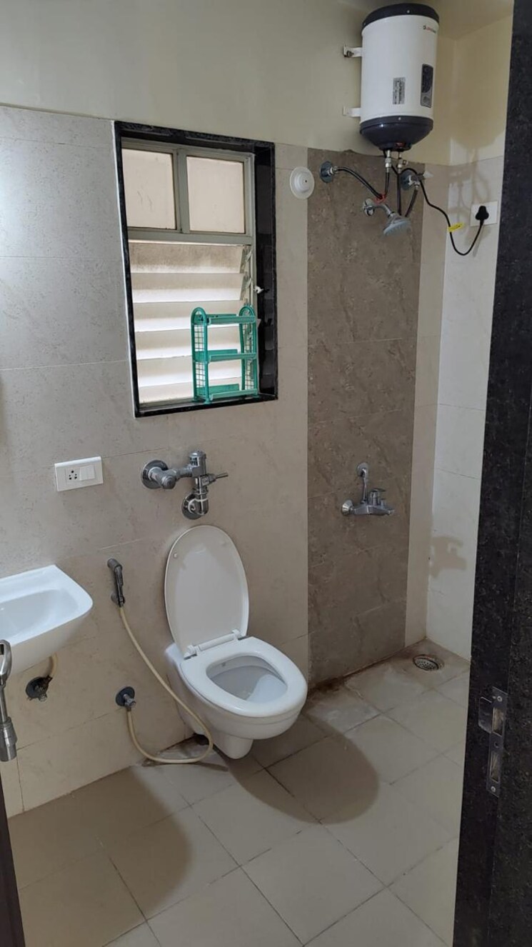 Bathroom, nyati-equatorial-ii 2 Bedroom 1092 Sq.Ft. Apartment In Bavdhan Pune 9203454